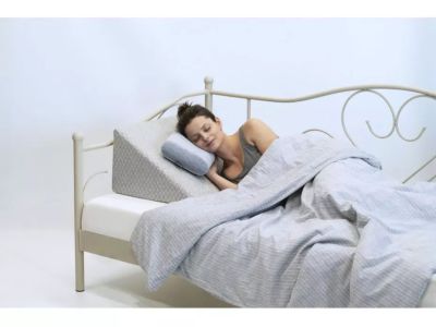 Perne cu pană: Un mic ajutor pentru un somn mai bun și o sănătate mai bună Perne cu pană: Un mic ajutor pentru un somn mai bun și o sănătate mai bună